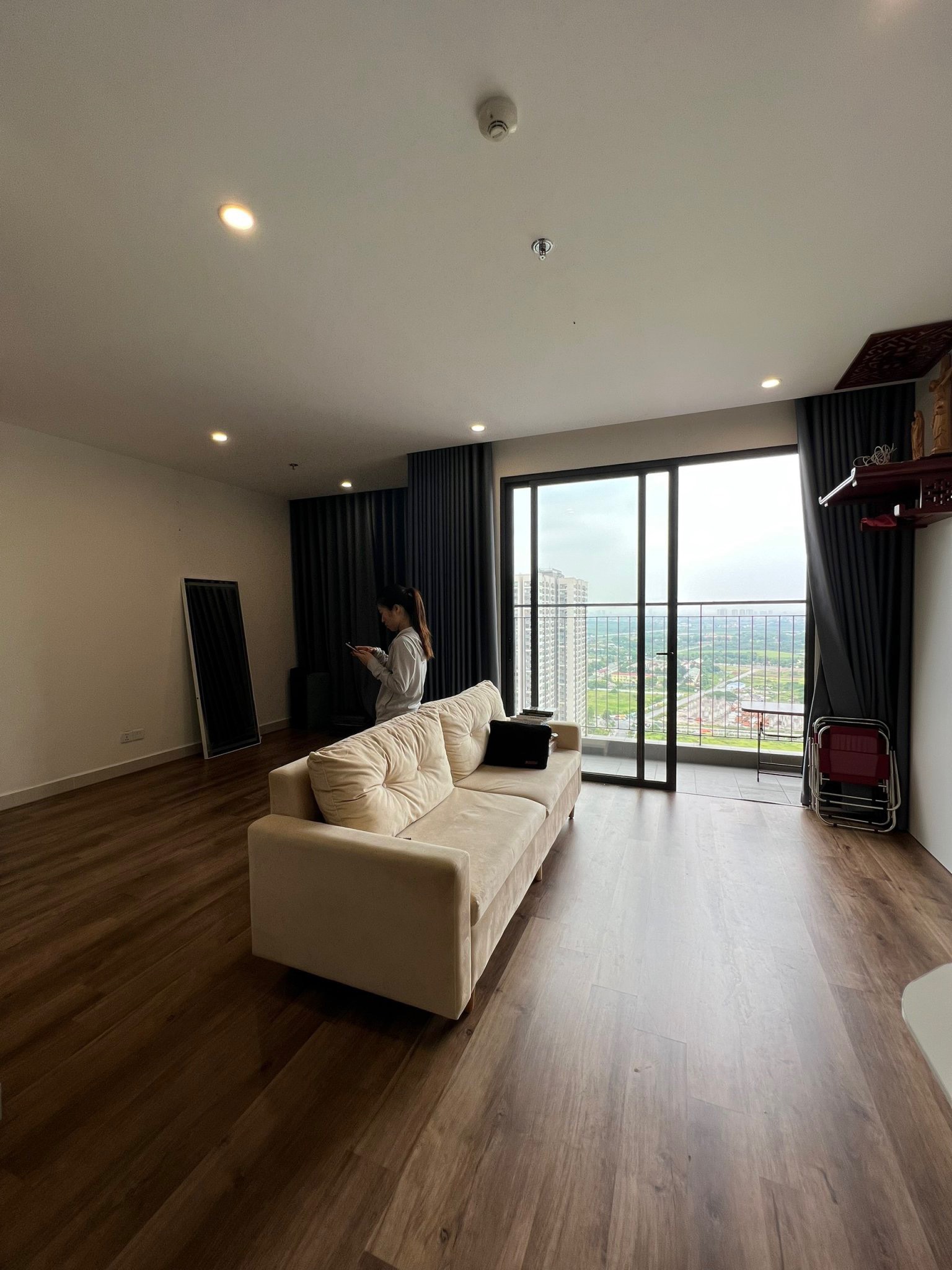 Bán căn hộ 2 phòng ngủ tầng cao full đồ diện tích 65m2 toà S1.12 Vinhomes Ocean Park