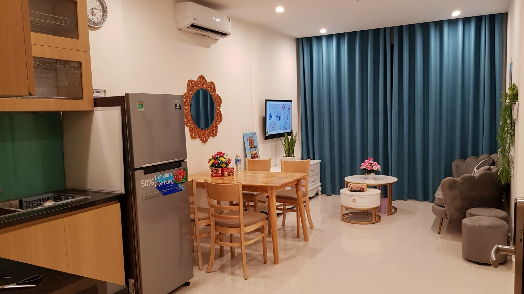 Bán nhanh căn hộ 1PN +1 diện tích 43m2 tầng thấp full đồ view trường VinUni toà S2.15 Vinhomes Ocean Park