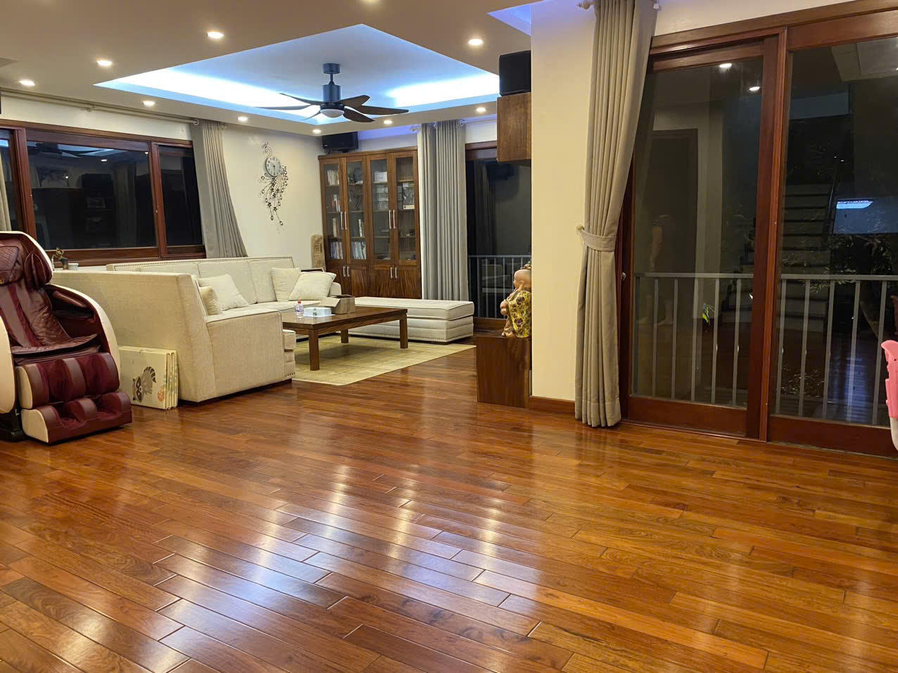 Cần chuyển nhượng căn BTĐL 327m2,3pn,full đồ bên vườn mai Ecopark