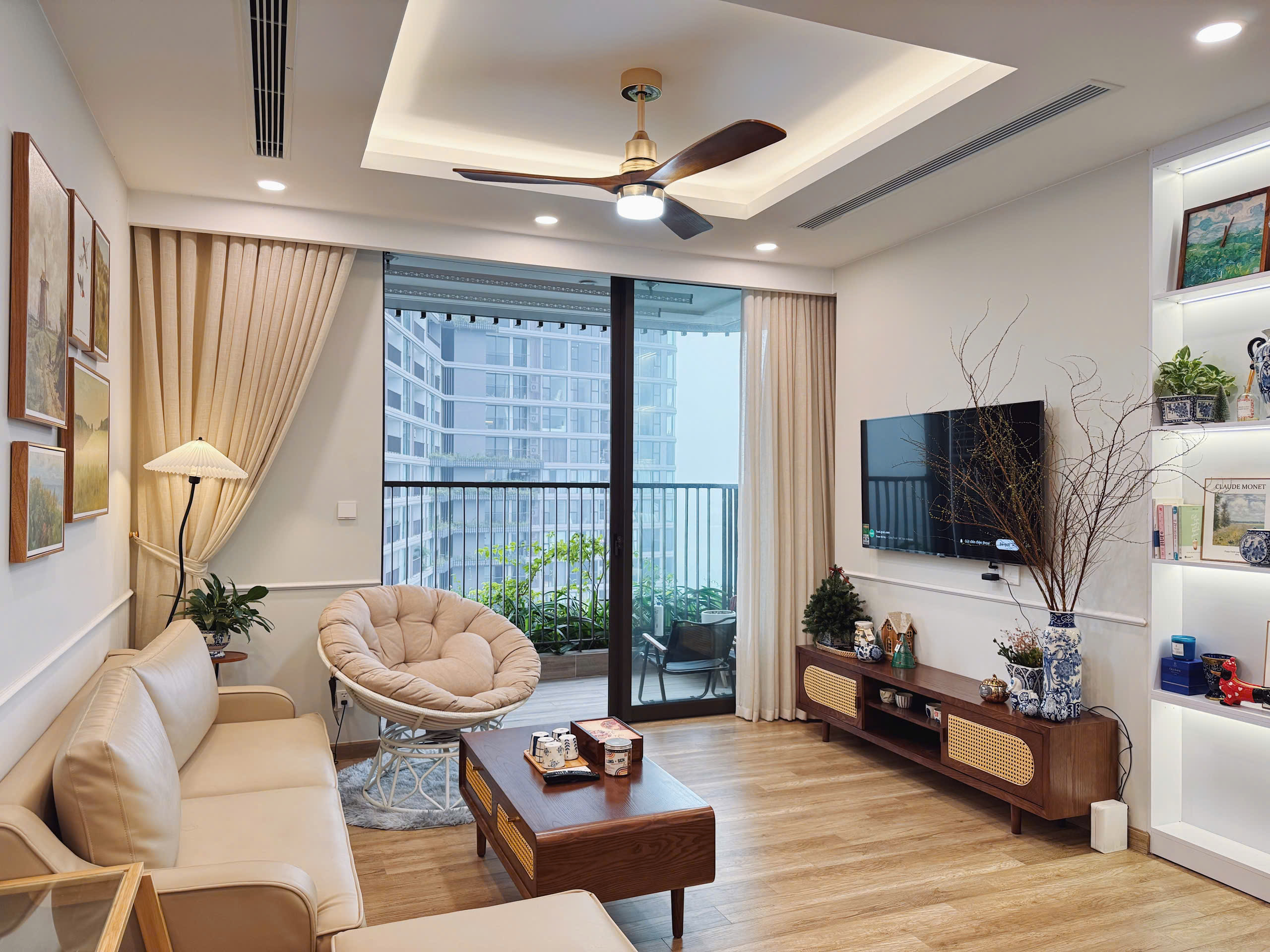 căn hộ 3 phòng ngủ, full nội thất cao cấp bên tòa Onsen Ecopark cho thuê