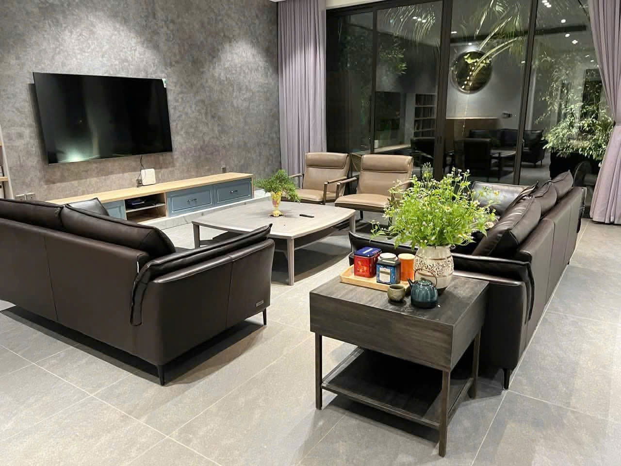 Cho Thuê Biệt Thự Song Lập Sân Vườn Rộng, View Hồ 5 Phòng Ngủ, Full Nội Thất Cao Cấp, Thang Máy Riêng Khu Đảo The Island Ecopark