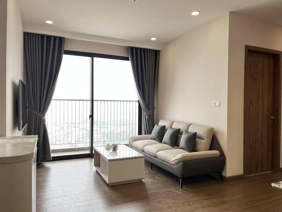 Cho thuê căn hộ 3 phòng ngủ , tầng cao tại S1 Sky oasis