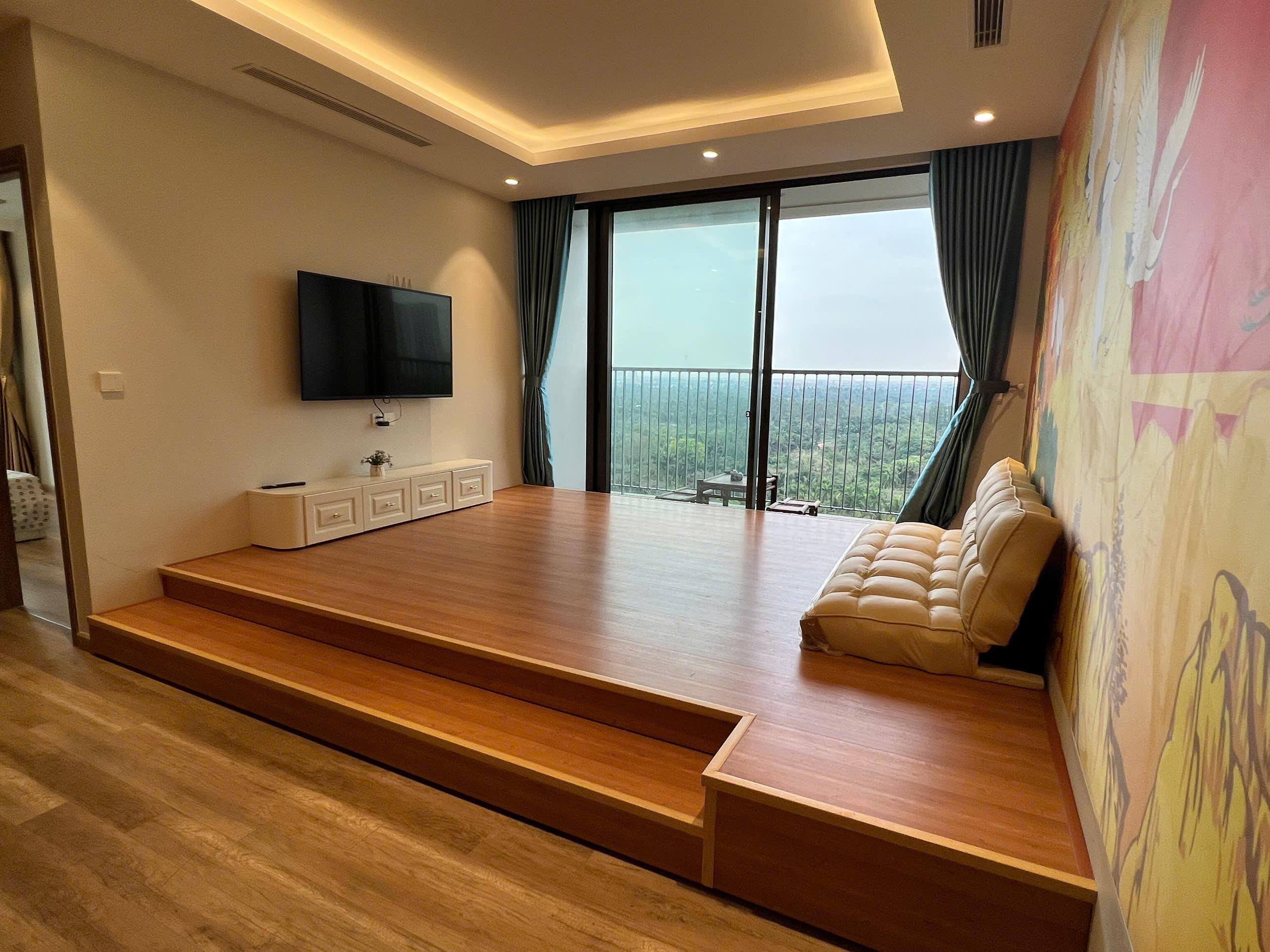 Cho thuê căn hộ đầy đủ đồ đẹp,3 phòng ngủ,view hồ Thiên nga bên tòa Landmark Ecopark