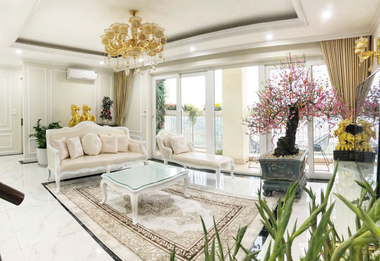 CHO THUÊ CĂN HỘ PENHOUSE 3 PHÒNG NGỦ,ĐẦY ĐỦ ĐỒ CÓ SÂN VƯỜN BÊN RỪNG CỌ ECOPARK