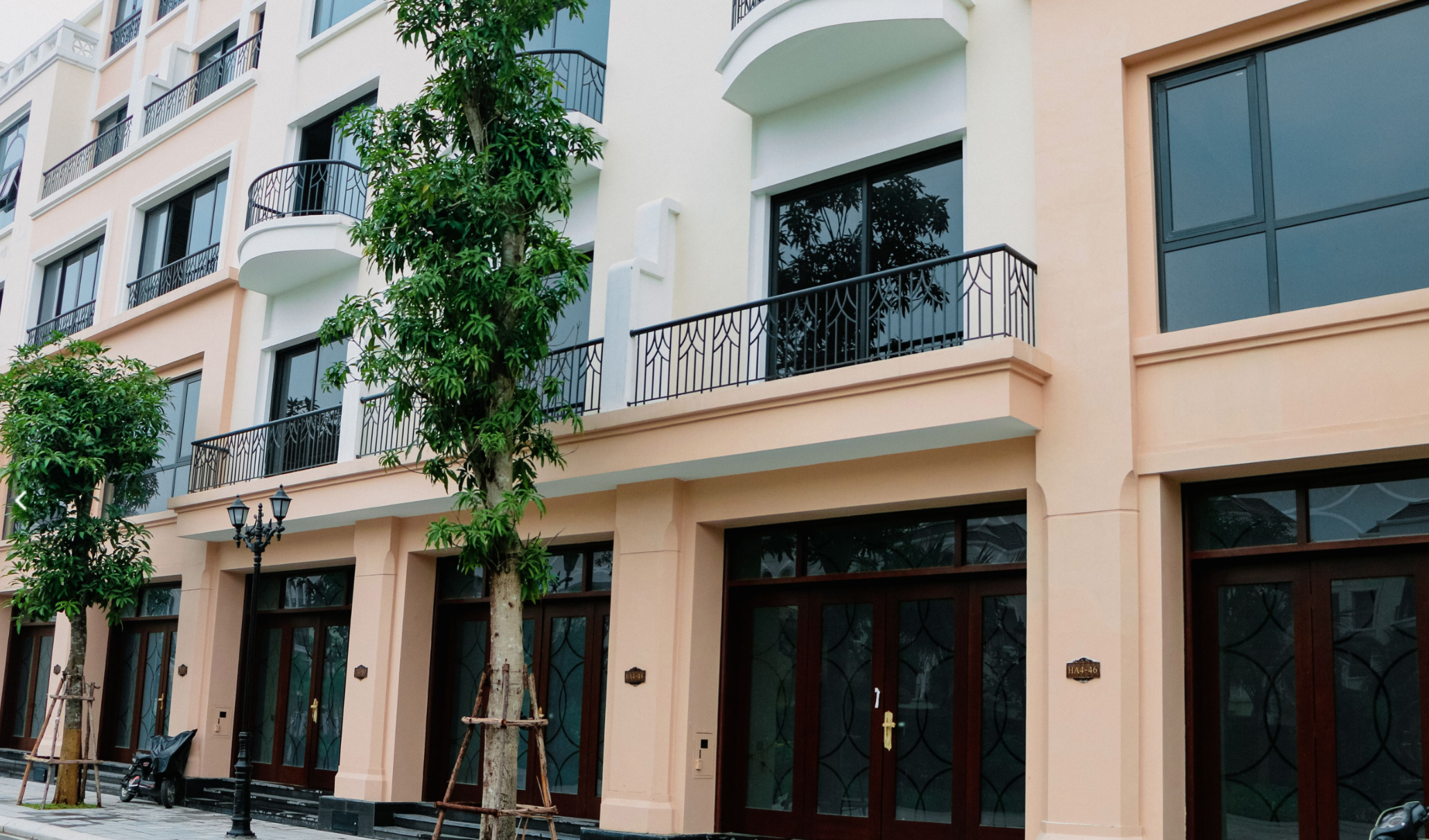 Cho thuê nhà phố shophouse căn góc, Đường Đại Dương 30m, Vinhomes Ocean Park 2, DT 126m2, giá ưu đãi