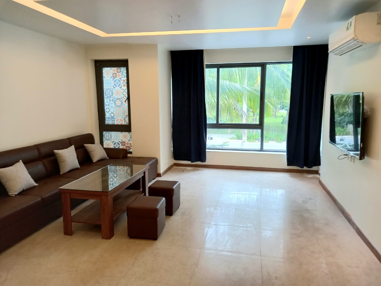 Cho thuê tầng 2 , 3 và 4 nhà phố Grand Marina