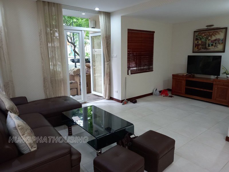 Reason price villa for rent with 3 bedrooms