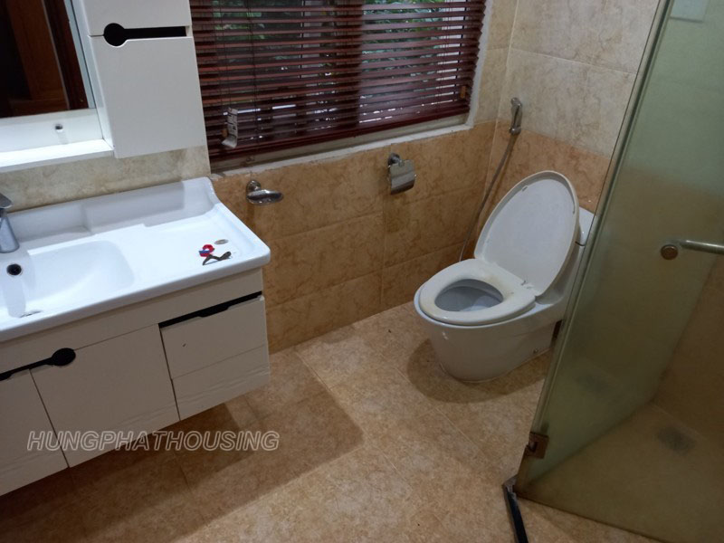 Reason price villa for rent with 3 bedrooms 11