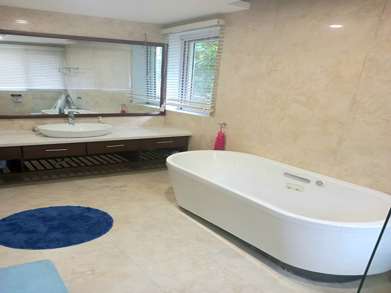 Single villa in Vuon Mai , 328sqm , 3 bedrooms 11
