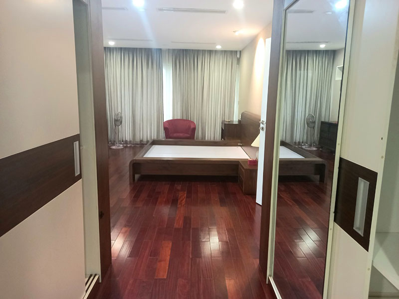Single villa in Vuon Mai , 328sqm , 3 bedrooms 13