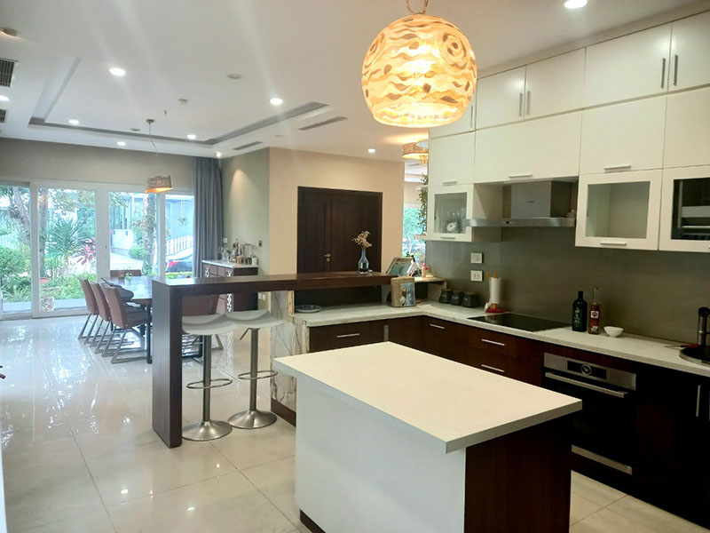 Single villa in Vuon Mai , 328sqm , 3 bedrooms 6