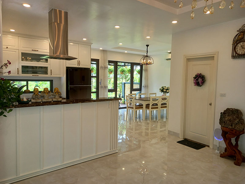 Villa has large garden 500sqm for rent 6