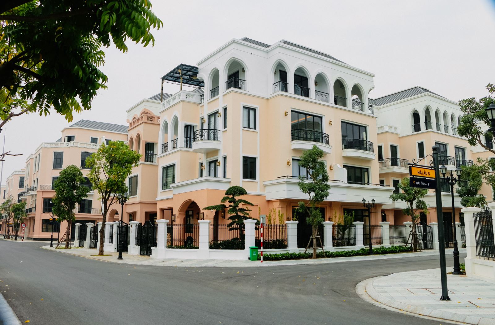 Bán nhà biệt thự liền kề nhà phố shophouse phân khu Ngọc Trai Vinhomes Ocean Park Gia Lâm