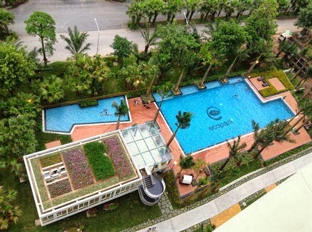 Bể bơi ngoài trời chung cư Ecopark Văn Giang